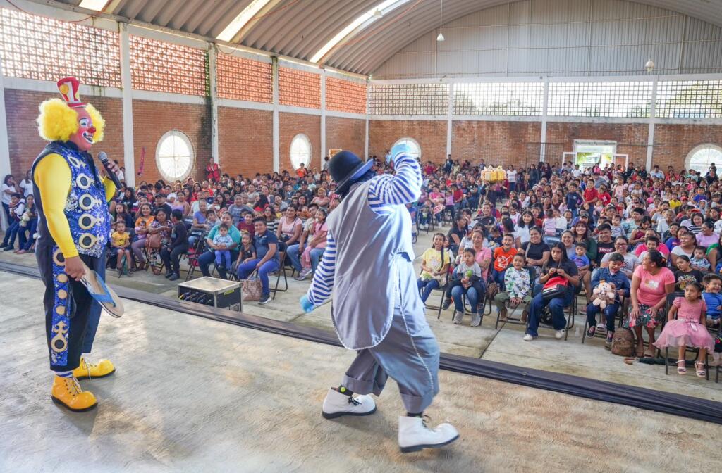Festejo de Reyes Magos llegó a la localidad de Coacotla.
