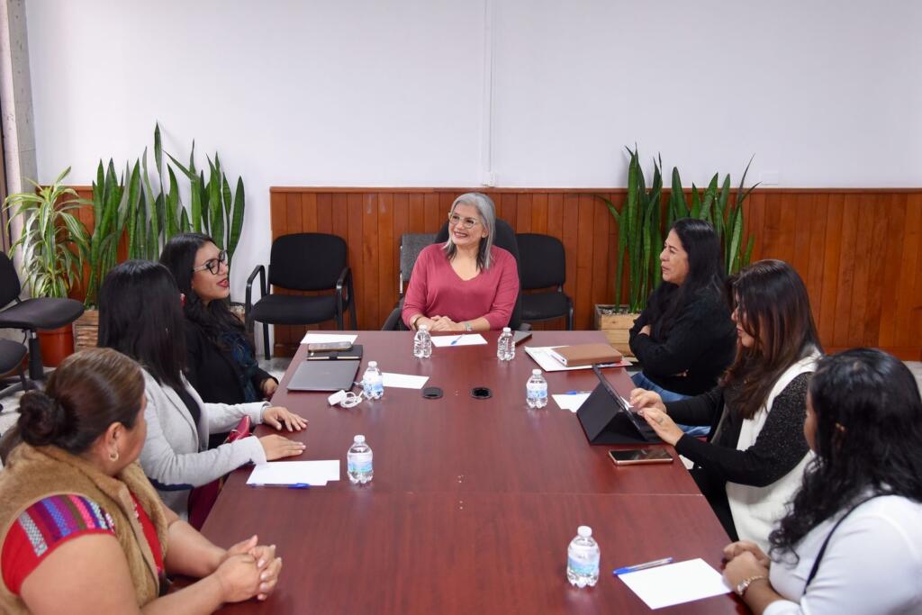 *Expresa diputada apoyo a causas de Mujeres Líderes del Sur*