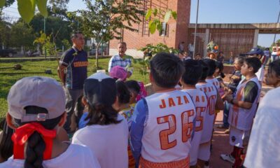 Los Zeretes de Cosoleacaque se suman a la jornada de reforestación de la Unidad Deportiva.