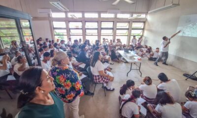 Comparten con estudiantes la historia local de Cosoleacaque.