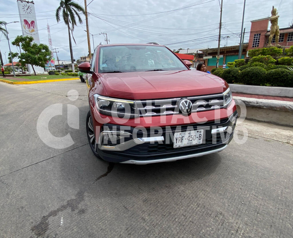 *Acc!d3nt3 de tránsito en Minatitlán deja a motociclista h3r!d@*