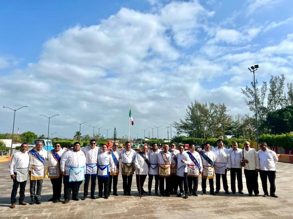 Excluyen a la Masonería en Conmemoración del Natalicio de Benito Juárez en Minatitlán