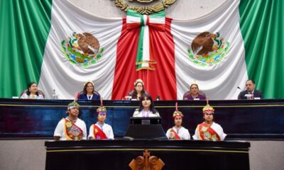 *Entrega Congreso de Veracruz Premio Estatal de la Mujer a la mejor estudiante del mundo*