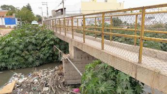 Hallan c0lgad4 de un puente a madre de niño que fue estr4ngulad0 en SLP