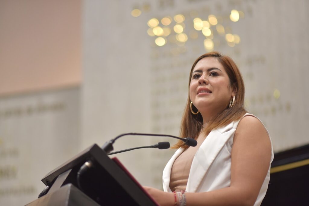 *Propone diputada instalar cambiadores de pañales en centros de trabajo*