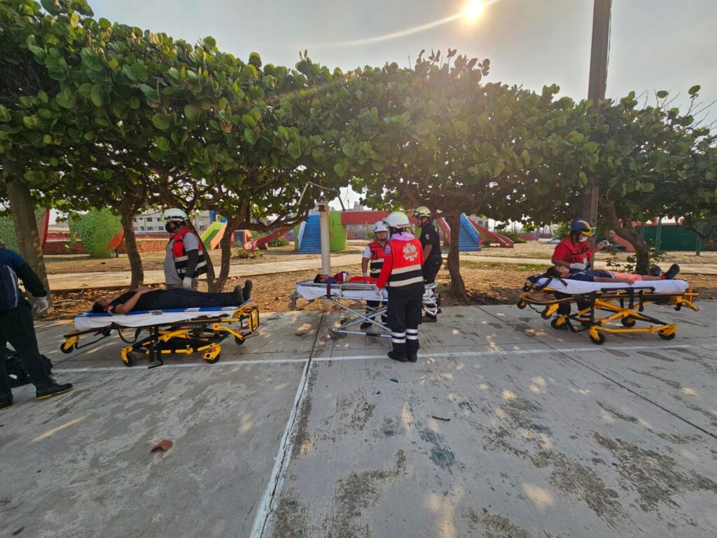 Voluntarios de “Código Rojo” se fortalecen con capacitación en primeros auxilios en Coatzacoalcos