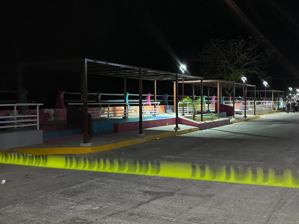 Identifican a hombre que fall3ció en el malecón de Minatitlán