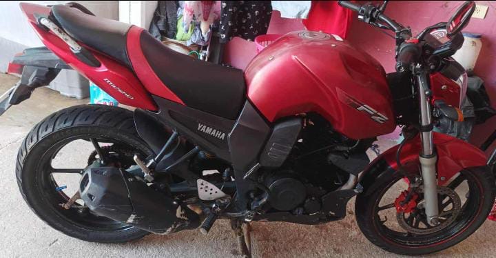 Delincuentes se r0baron moto de estacionamiento en la Insurgentes Norte