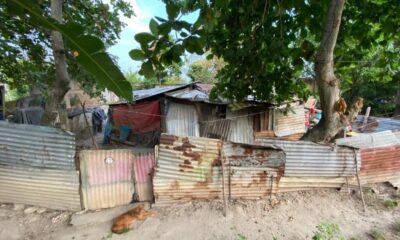 (+VIDEO)Lluvias del año pasado dejaron graves daños a vivienda de abuelita; solicita ayuda para restructurar su hogar