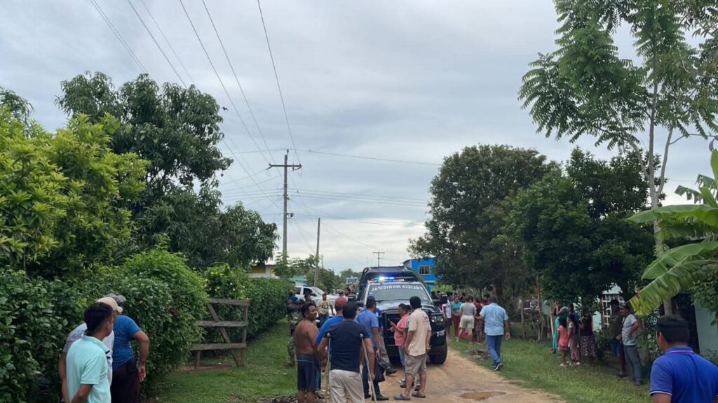 *Deg0ll4da, así fue localizada una señora de la tercera edad en la zona rural de Acayucan*