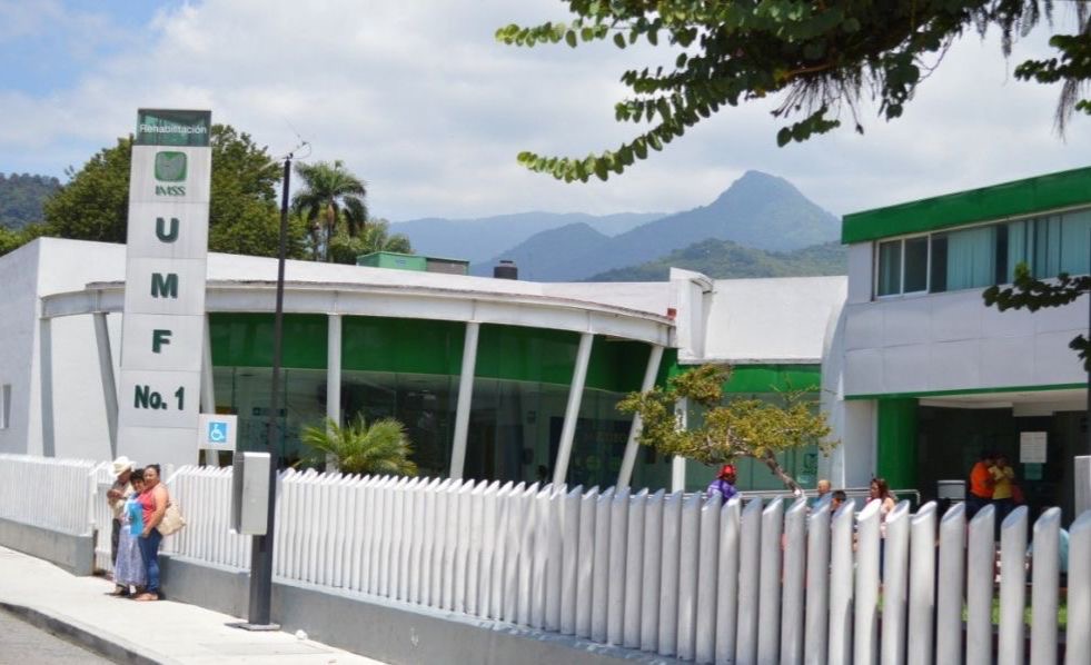 Invita IMSS Veracruz Sur a derechohabientes acudir a consultas y cirugías los fines de semana