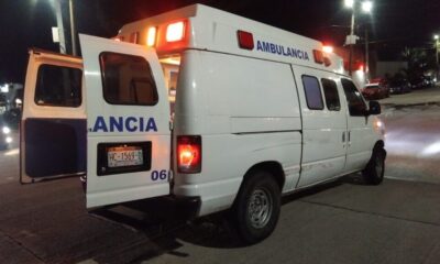 *Taxista arr0lla a motociclista frente a Plaza Acaya y huye del lugar, el l3sion4do es reportado como gr4ve*