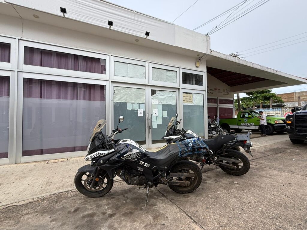 Rob4n en Oficinas de Hacienda del Estado en Acayucan