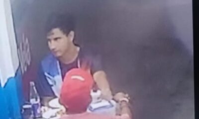 Alertan por presencia de sujeto que llega a locales de comida, ordena y escapa para no pagar la cuenta