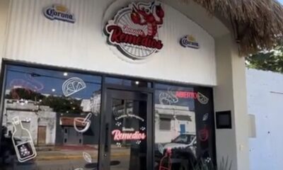 *As4lto múltiple en Juanito Remedios de Coatzacoalcos, los clientes del restaurant bar fueron víctimas del atraco a plena luz del día.*