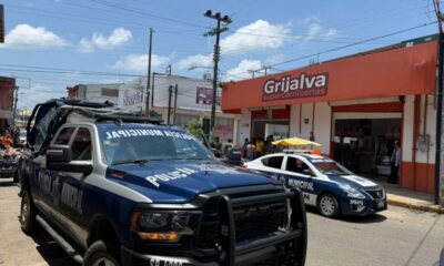 Detienen a Hombre por portar prenda militar y presuntamente resistirse a revisión en Acayucan