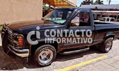 Rob4n camioneta en la colonia Obrera de Minatitlán