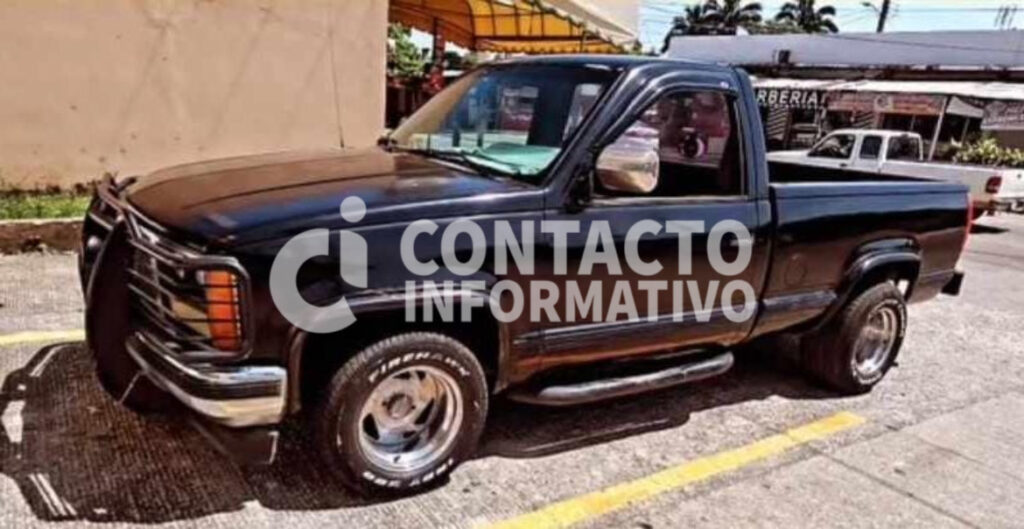 Rob4n camioneta en la colonia Obrera de Minatitlán