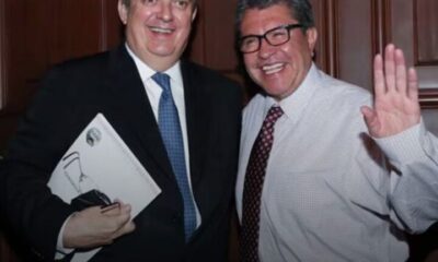 Monreal defiende a Ebrard tras ser captado en primera clase; deberíamos dejar de satanizar estas cosas que son normales, dice