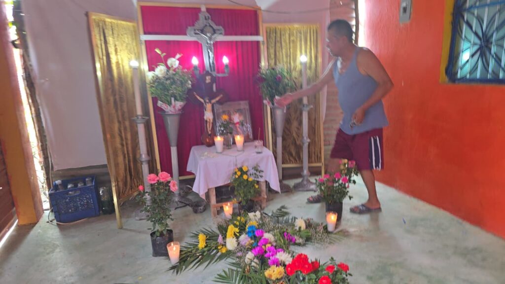 *Despiden a Karina Cortés la mujer de 21 años que p3rdió la vida en el inc3nd!o de Coppel en Las Choapas*