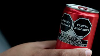 Hacienda va por aumento de 40% al impuesto a cigarros y 3% a refrescos; esto pagarás en 2026