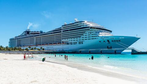 Hombre salt4 de un crucero en Puerto Rico para no pagar deuda de apuestas; debía más de 16 mil dólares