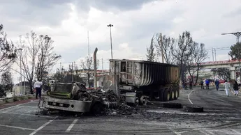 Suman 22 personas mu3rt4s tras expl0sión de pipa en Puente de La Concordia, Iztapalapa