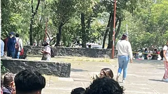 Alumno del CCH Sur de la UNAM mu3re tras at4qu3 con arm4 blanca