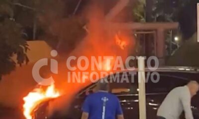 Camioneta se incendia en la colonia Petrolera