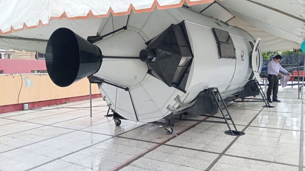 *Aterrizó en Coatzacoalcos el primer prototipo mexicano de nave tripulada al planeta Marte*