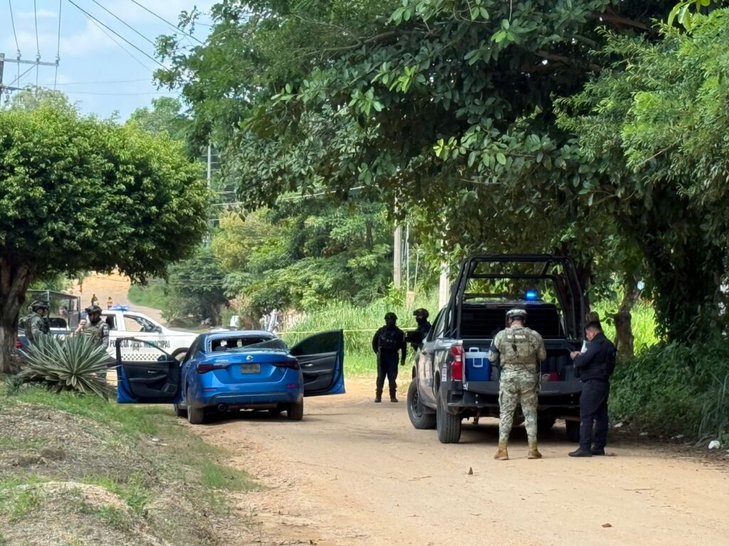 Persecución y balacera en la colonia Miguel Alemán de Acayucan.