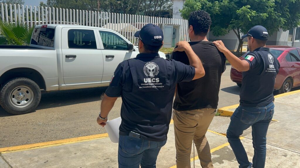 *Vinculan a proceso a presunto extorsionador de taxistas en Coatzacoalcos*