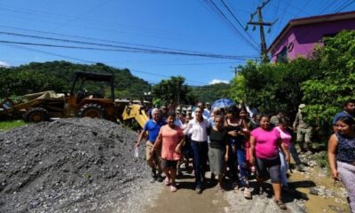 “No vamos a dejar nadie desamparado”: Sheinbaum tras recorrer zonas afectadas por lluvias