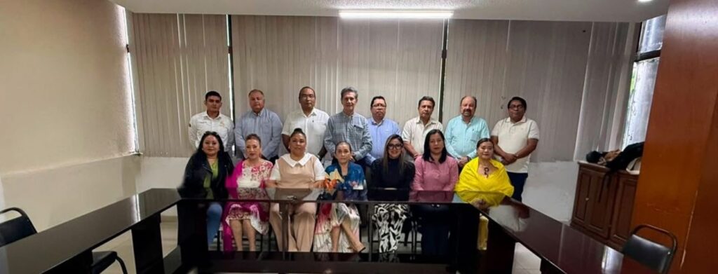 *Santa del Carmen García Báez primera mujer en presidir Consejo Coordinador Empresarial del sur de Veracruz*