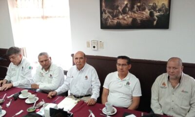 *Denuncian Técnicos y Profesionistas Petroleros, eliminación de más de 3 mil plazas en Pemex, además están renunciando especialistas en hospitales por sobrecarga de trabajo*