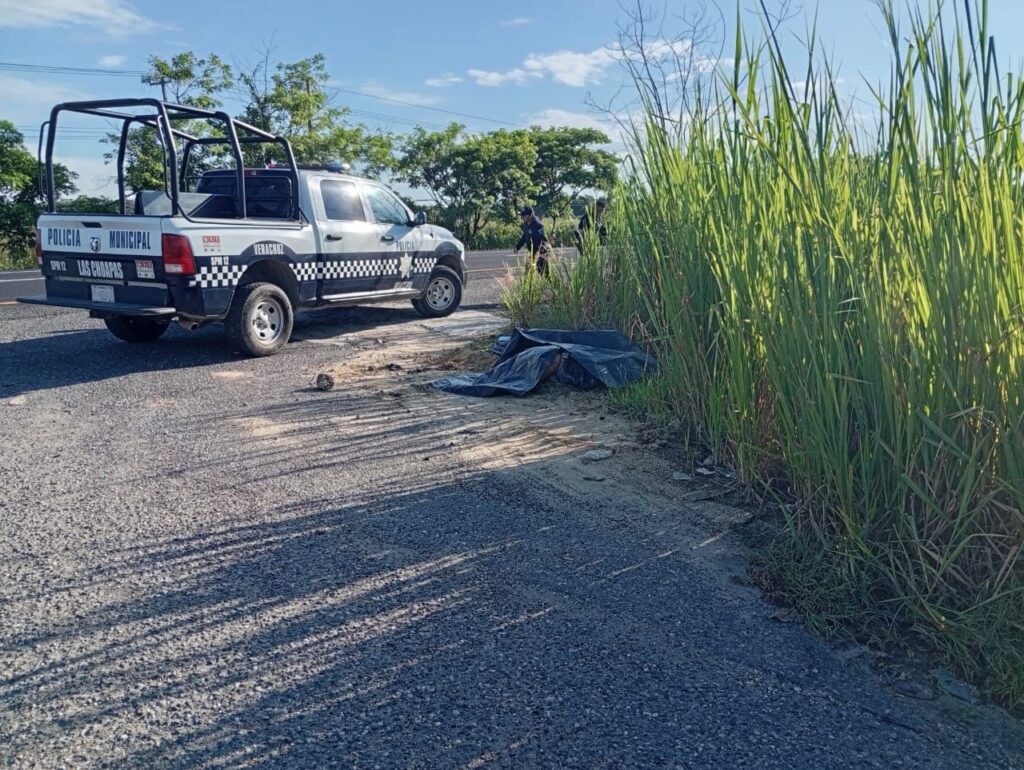 *Fue localizado un cu3rpo d3smebr4dos en límites de Veracruz y Tabasco*