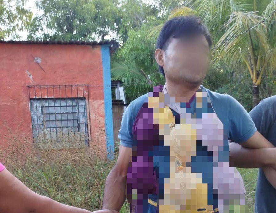 Vecinos detienen a presunto ladrón de ropa interior en Oteapan