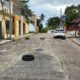 Vecinos piden solución urgente a daño en la calle Nogales; seis meses sin respuesta