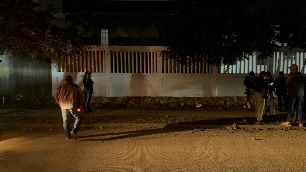 Balean a hombre cerca del parque La Alameda en Coatzacoalcos