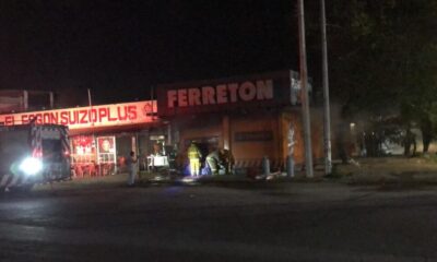 *Incendio consume sucursal de Ferretón en Coatzacoalcos*