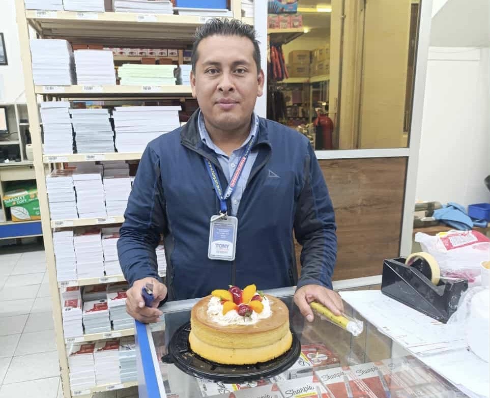 Consternación en Acayucan, por el fallecimiento del carismático Daniel Martínez empleado de tiendas Tony Acayucan.