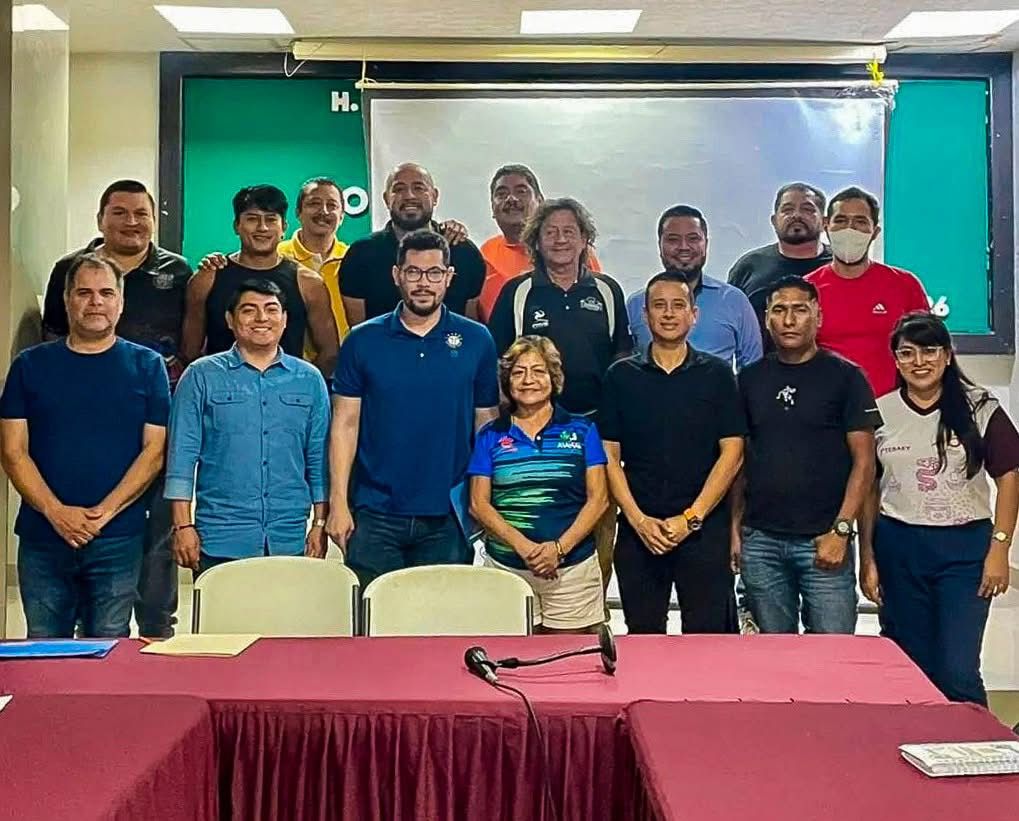 Autoridades y entrenadores trazan ruta para fortalecer el voleibol en Minatitlán 🏐