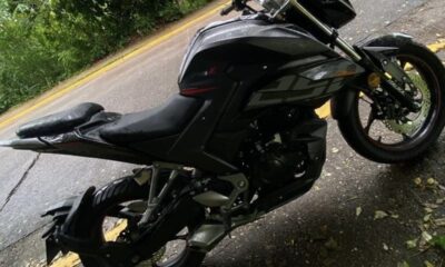 Roban motocicleta de reciente modelo en colonia El Palmar