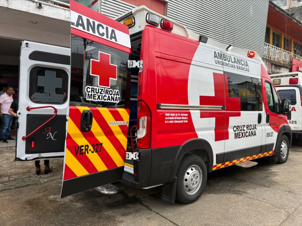 (+VÍDEO) Cruz Roja de Minatitlán suma ambulancia y llama a la solidaridad ciudadana