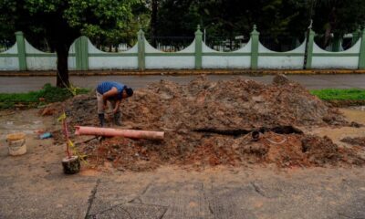 Gobierno Municipal ejecuta trabajos de reparación en tubería