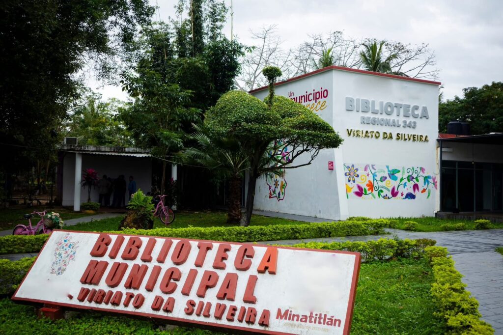Se habilita nuevo centro de cobro de predial y agua en Minatitlán