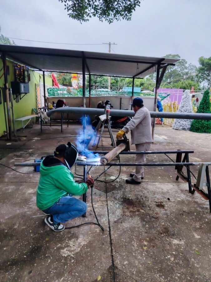 Gobierno de Minatitlán atiende reportes de iluminación