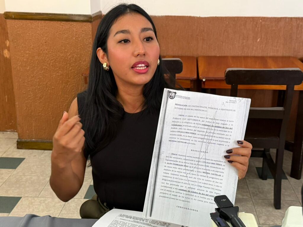 Madre de Coatzacoalcos pide intervención tras no poder ver a su hijo de 8 años