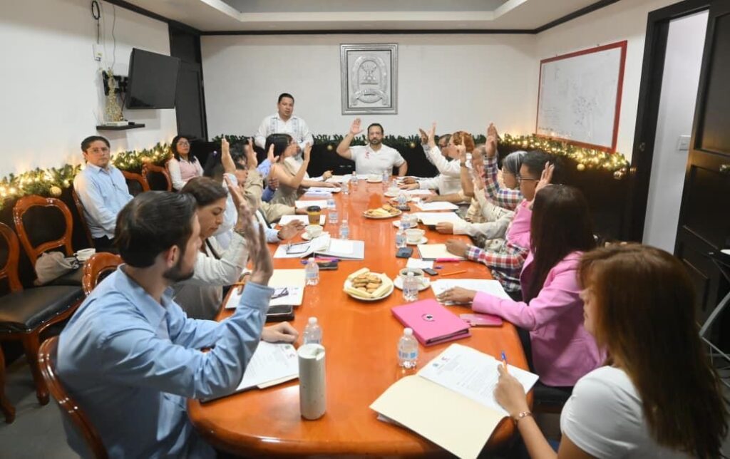 Realiza Cabildo de Coatzacoalcos primera sesión ordinaria y aprueba comisiones edilicias