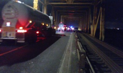 Cae al río Coatzacoalcos tras descender del auto en medio de las reparaciones del puente Coatzacoalcos I